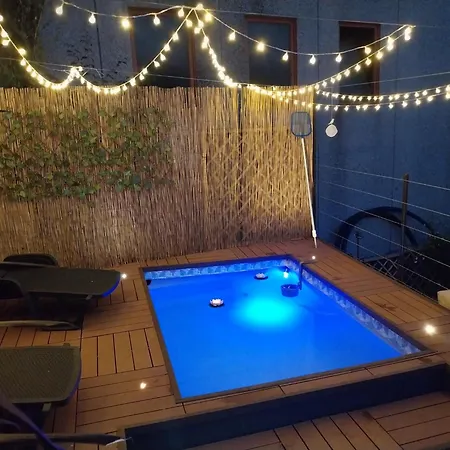 Vista Apartment *